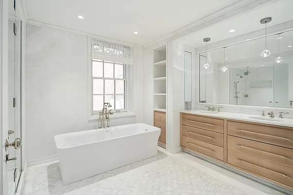 Rented by Douglas Elliman | media 15