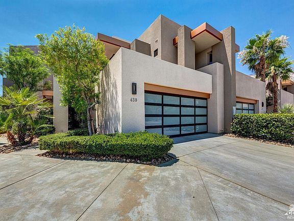 2nd image of 439 N Avenida Caballeros