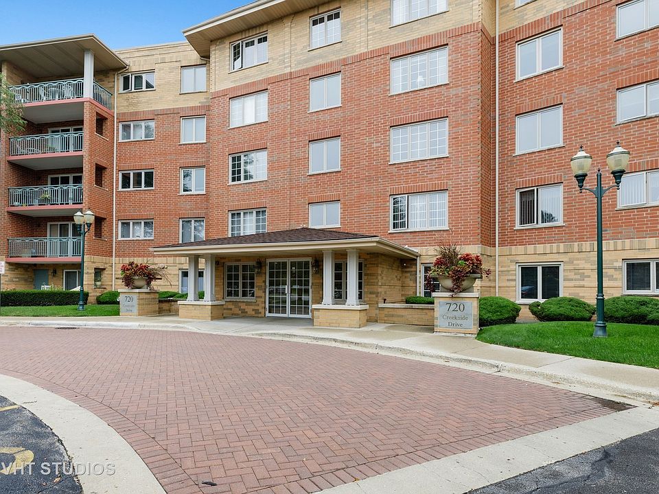 1st image of 720 Creekside Dr Unit 504