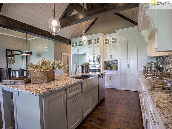 **Images are from The Nantucket Model Home in Creekmoor.  Come view today!