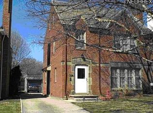 3933 Tyndall Rd, University Heights, OH 44118