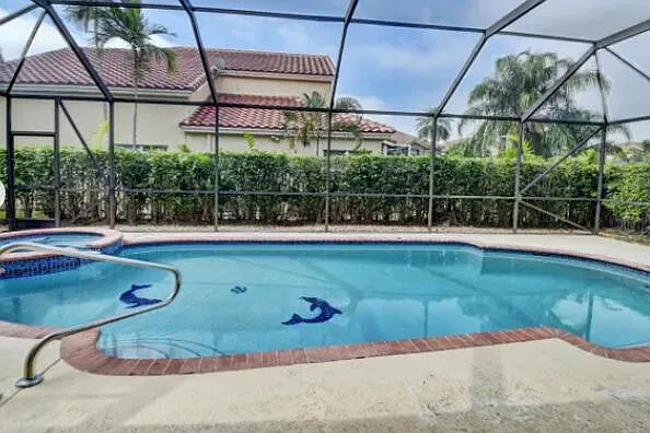 10885 La Salinas Cir #10885 — Photo 26
