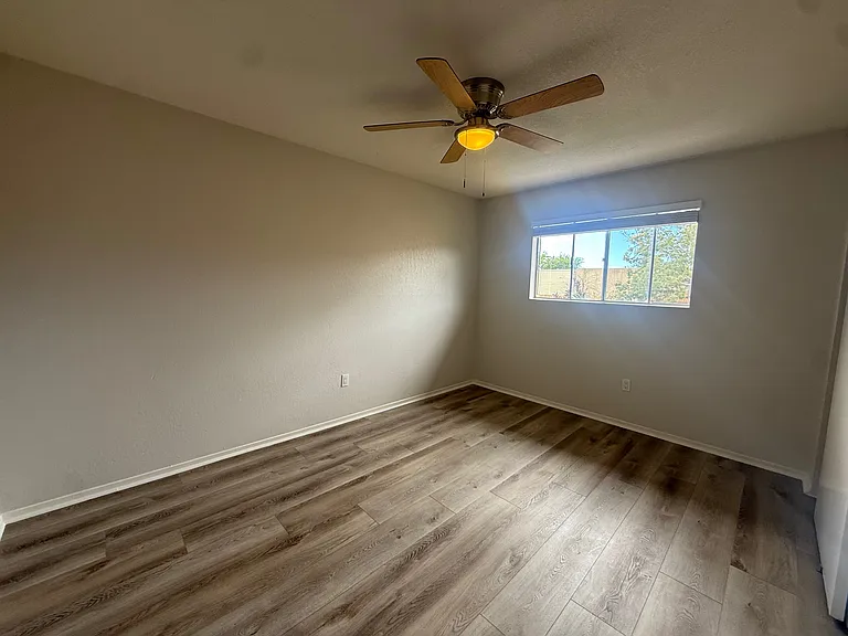 Fair Oaks Garden Apartments — Photo 4