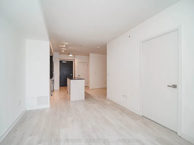 31 Tippett Rd #236 — Photo 17