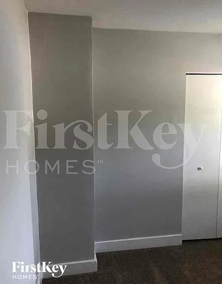 1146 Hinckley St — Photo 11