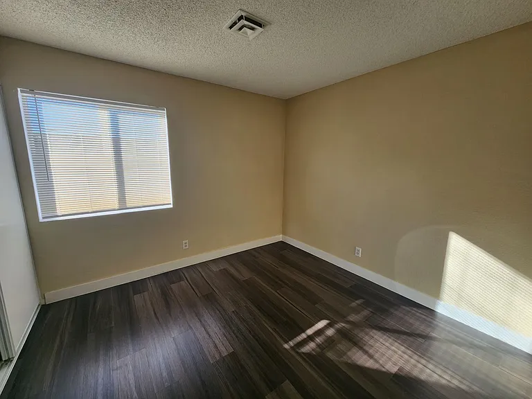 1705 Breckenwood Ct #3 — Photo 10