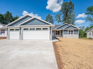 2570 Meyer Way, De Pere, WI 54115