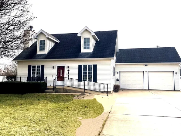 1013 W 4th St, Spring Valley, IL 61362