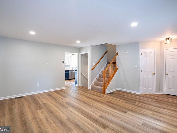 3rd image of 2308 Quail Run Rd