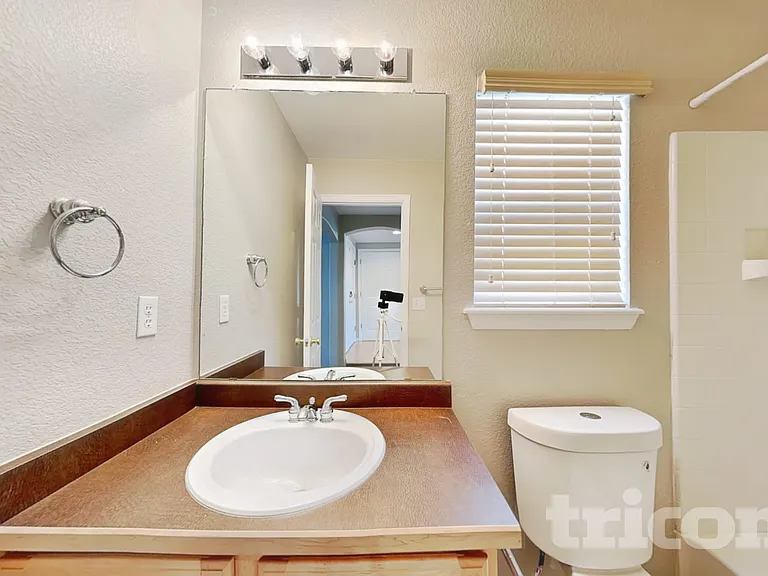 4836 Ireland Ct — Photo 17