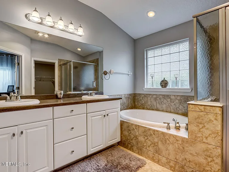 529 Casa Sevilla Ave — Photo 19