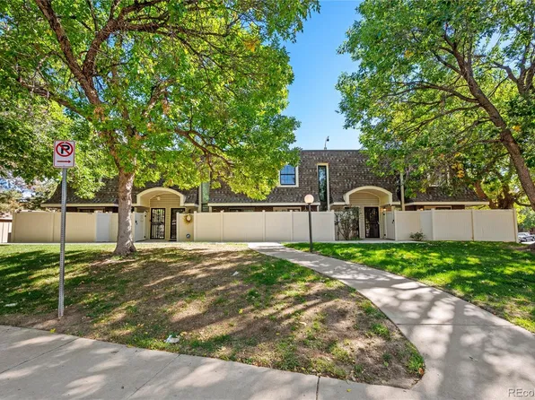 1350 S Idalia Street #A, Aurora, CO 80017
