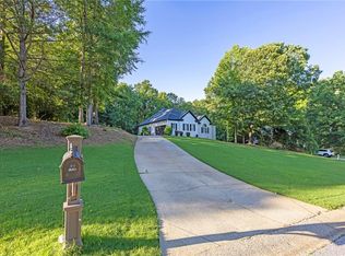 151 Dumar Ln, Hoschton, GA 30548