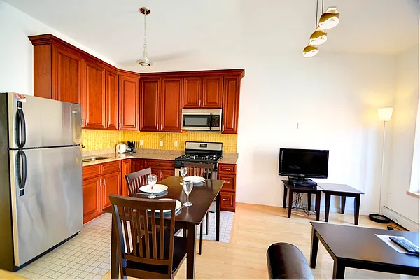 Rented by Smart City Real Estate LLC | media 13