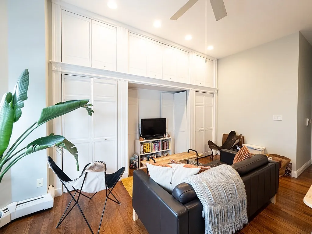 25 Fort Ave — Photo 3