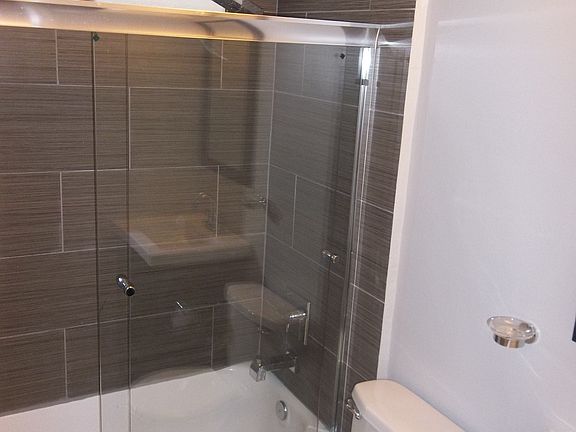 3rd image of 3125 Carlyle St APT 32