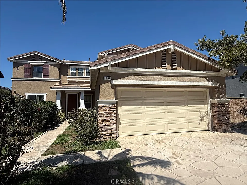 6569 Gladiola St
