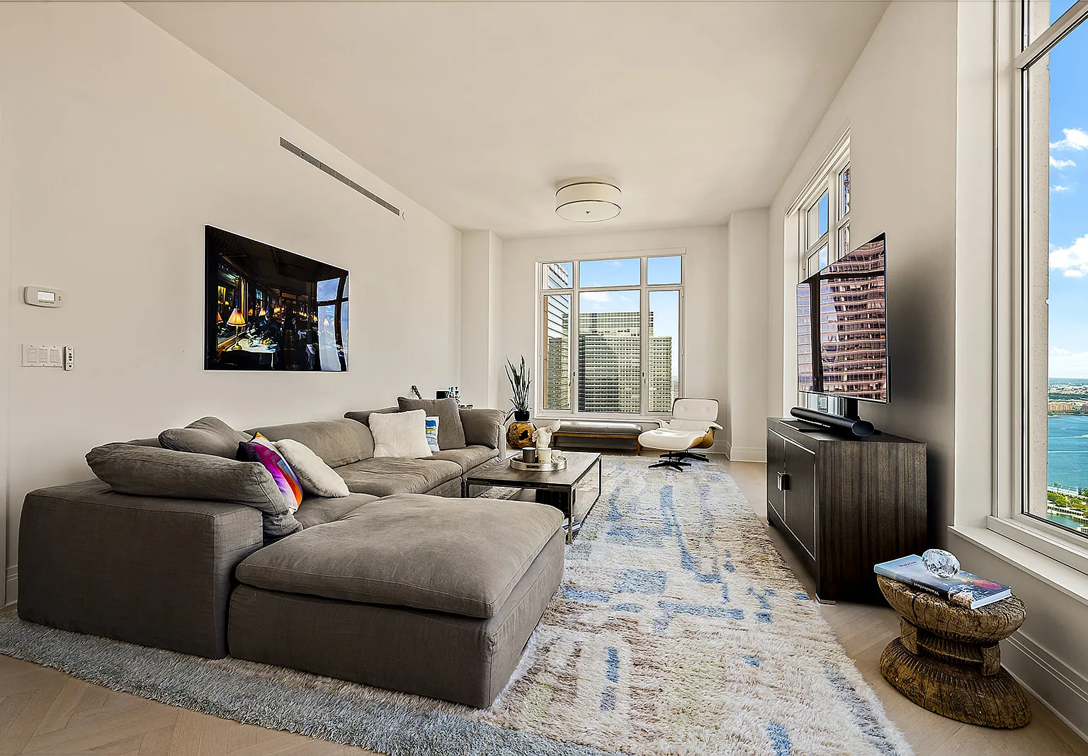 30 Park Place — Photo 1