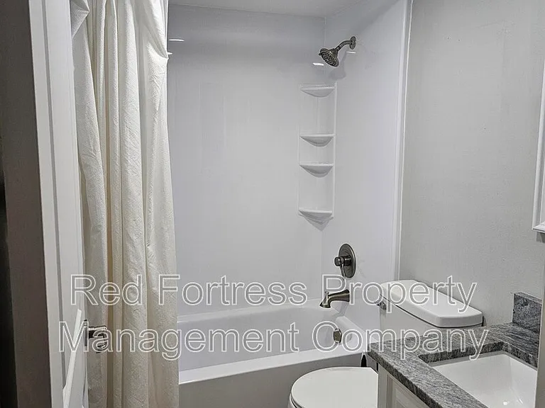 12501 McGregor Blvd #23 — Photo 4