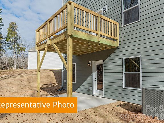 4th image of 615 Cooley Dr