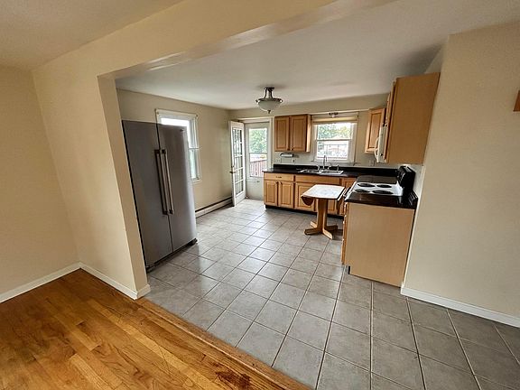 3rd image of 78 Fairview Ave #2