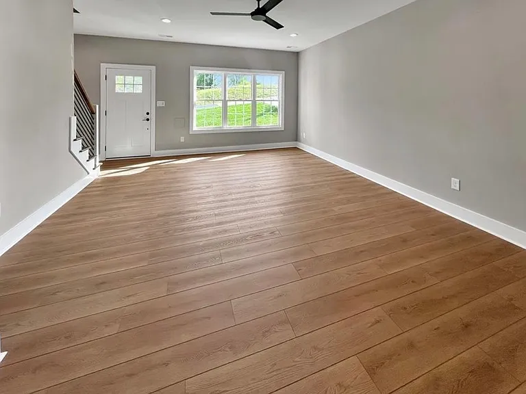 618 Monument St #618 — Photo 5