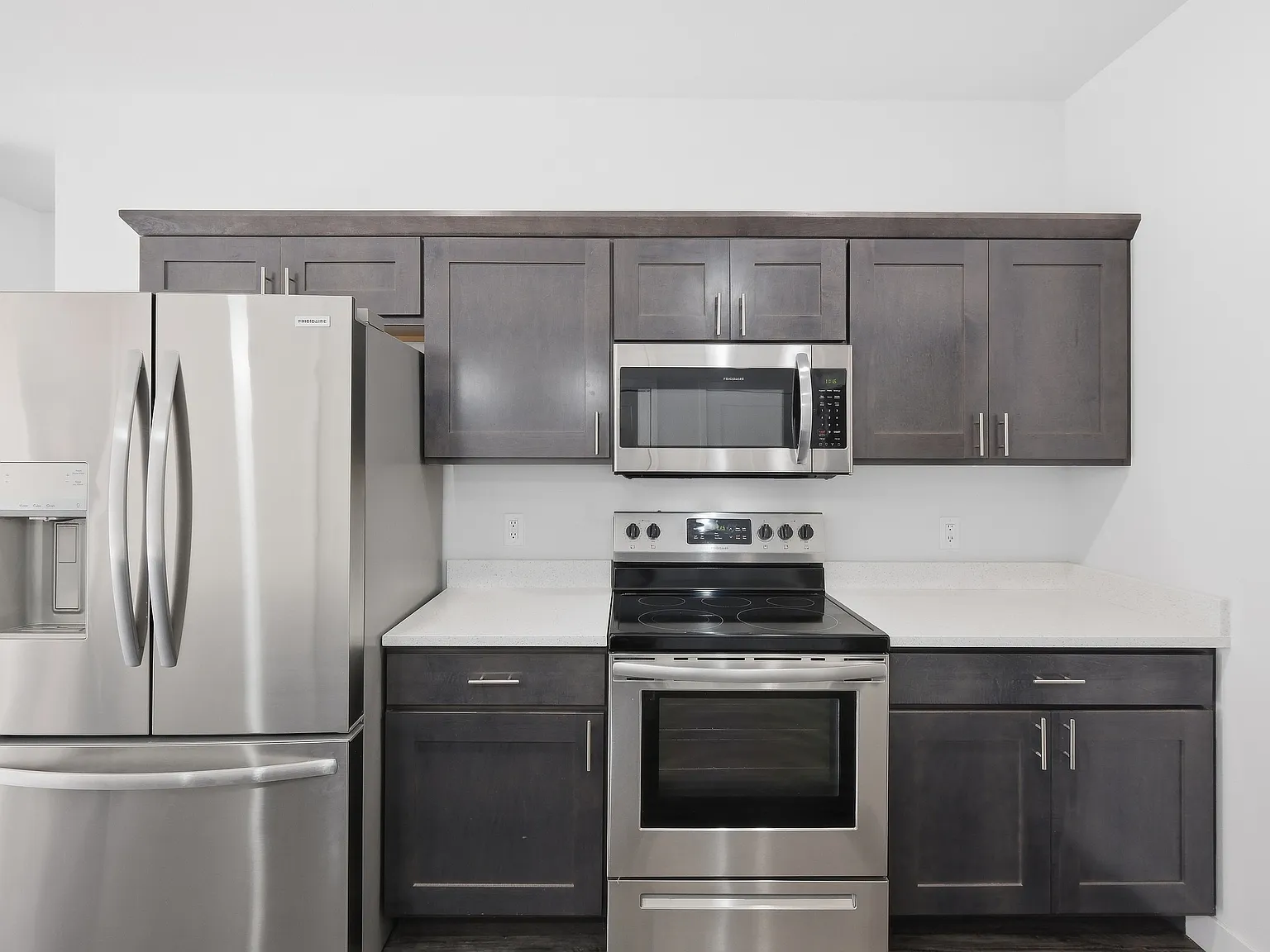 1601 N Windsor Ave — Photo 4