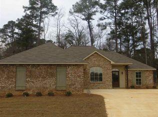 707 Lexington Dr, Florence, MS 39073