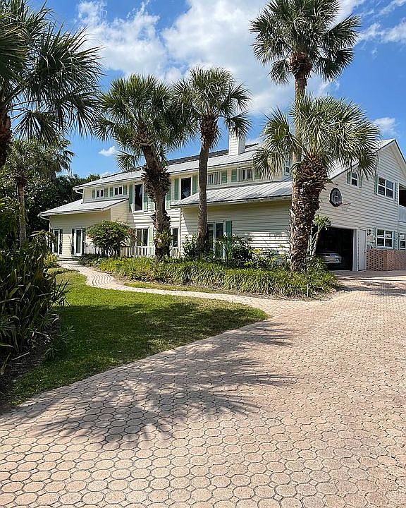 1st image of 2126 Harbor Ln