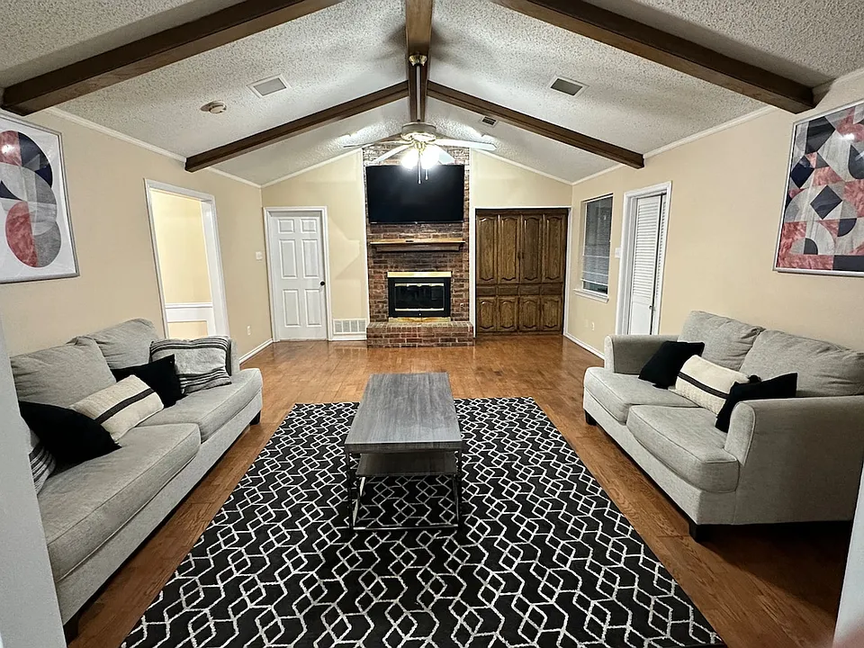4821 S Country Club Rd #ID1624498P