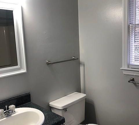 2nd image of 4407 Graceland Ct #4407
