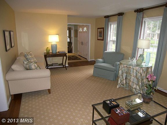 4th image of 9006 Shad Ln