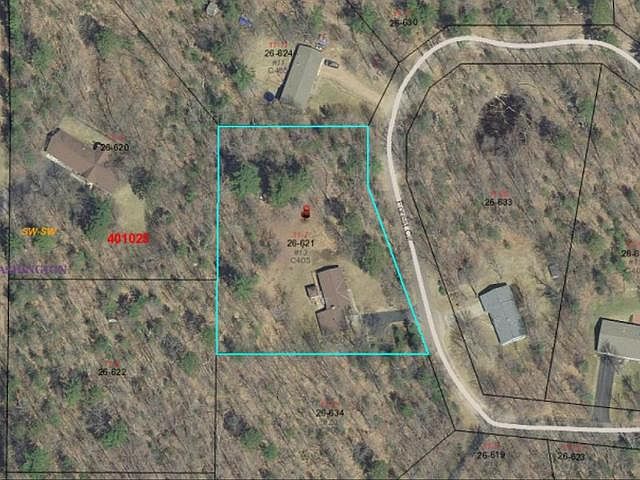 2nd image of 3893 Forest Cir