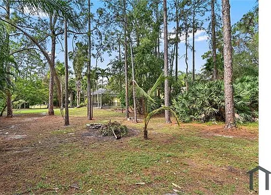 4 bed, 2300 sqft, $6,000 — Photo 2