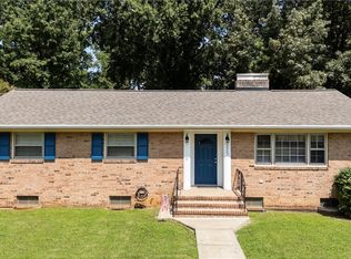 2807 W Broadway, Hopewell, VA 23860