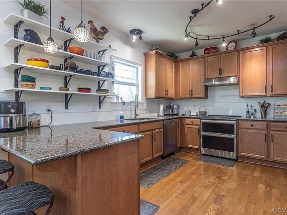 5th image of 10355 Deerlake Dr