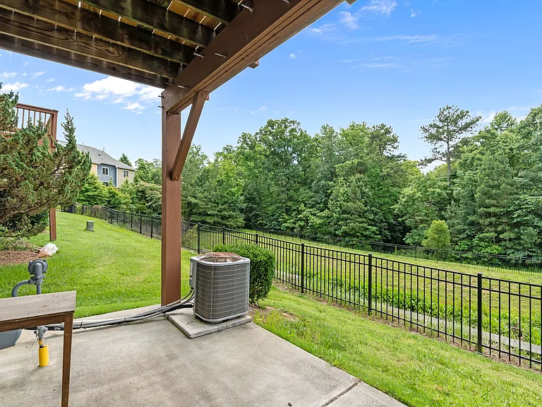 1001 Summerhouse Rd — Photo 21