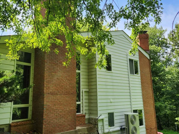 1108 Hoffmaster Rd, Knoxville, MD 21758