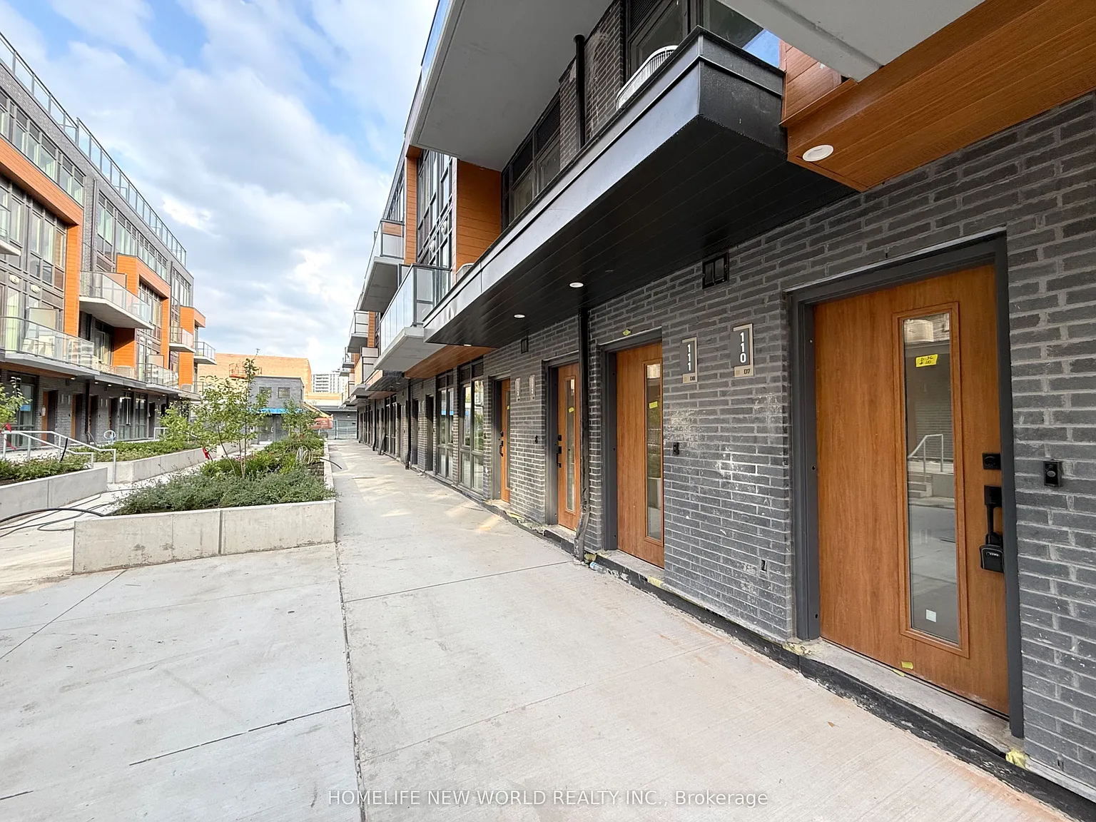 2 bed, $2,500 — Photo 2
