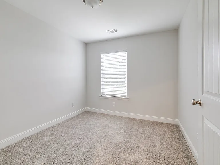 113 Belleau Woods Cir #25 — Photo 8