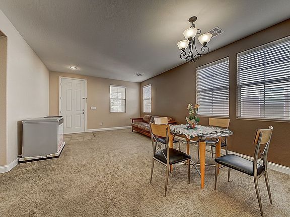3rd image of 10153 Chasewood Ave