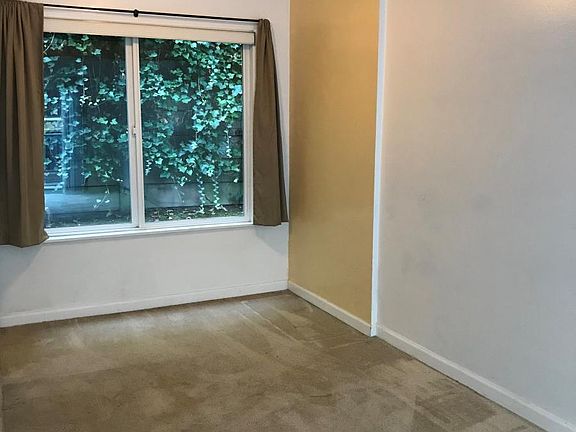 4th image of 2943 76th Ave SE