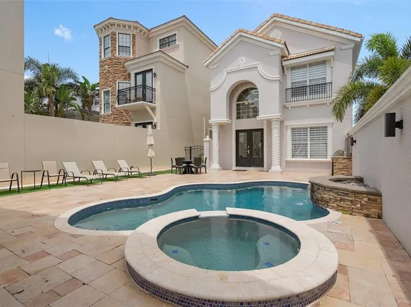 1402 Titian Ct, Kissimmee, FL 34747