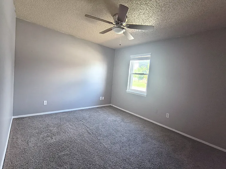 11417 N May Ave #1-D — Photo 24