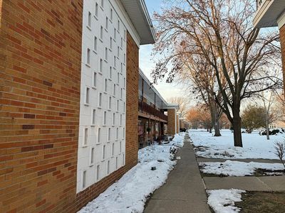 233 Northway Park Rd APT 9, Machesney Park, IL, 61115