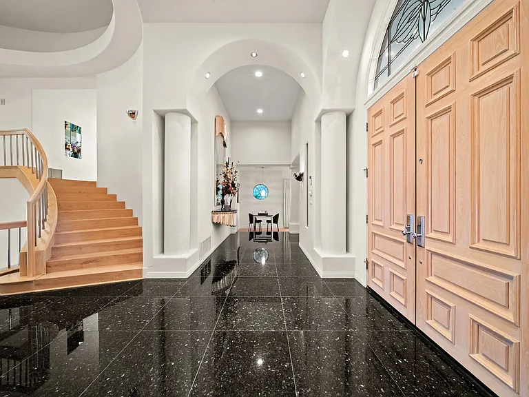 6410 Sea Cove Dr — Photo 23