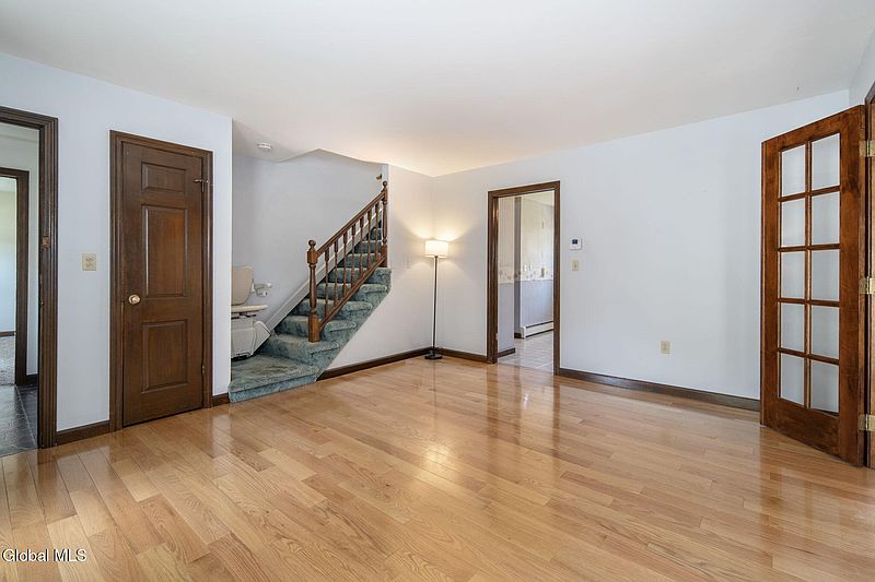 3rd image of 36 Central Avenue