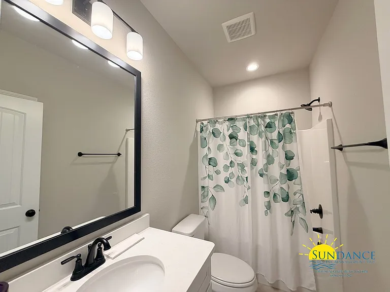 215 Hydrangea Blvd — Photo 31