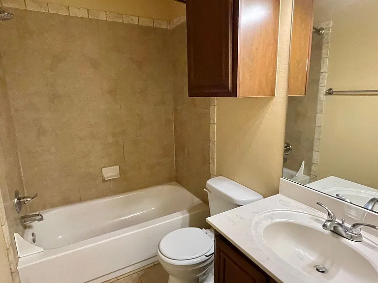 17605 Pond Walk Ct — Photo 12