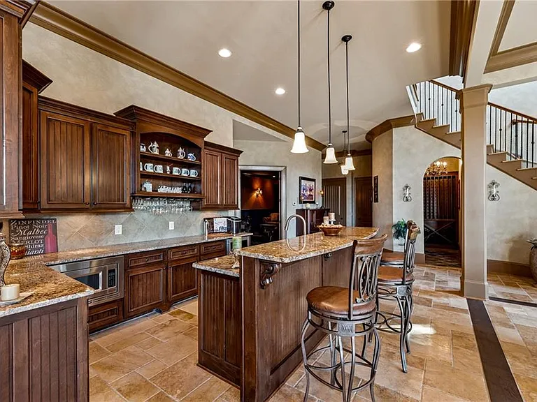 6407 Grand Marina Cir — Photo 95